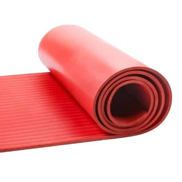 Thảm Cách Điện Cao Su An Toàn – Bảo Vệ Con Người Trong Môi Trường Điện – HTCD00315 1 Thảm Cách Điện Cao Su Bền Bỉ Có Khả Năng Chịu Lực, Chống Mài Mòn Và Sử Dụng Ổn Định Trong Nhiều Điều Kiện Môi Trường Khác Nhau. Bề Mặt Thảm Được Thiết Kế Chắc Chắn, Giúp Tăng Độ Bám Và Hạn Chế Nguy Cơ Trượt Ngã